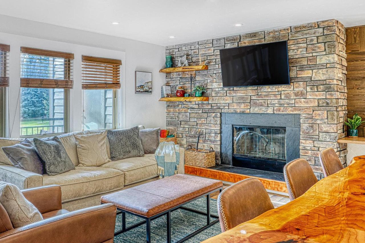 Seventh Mountain Villa Bend Kamer foto