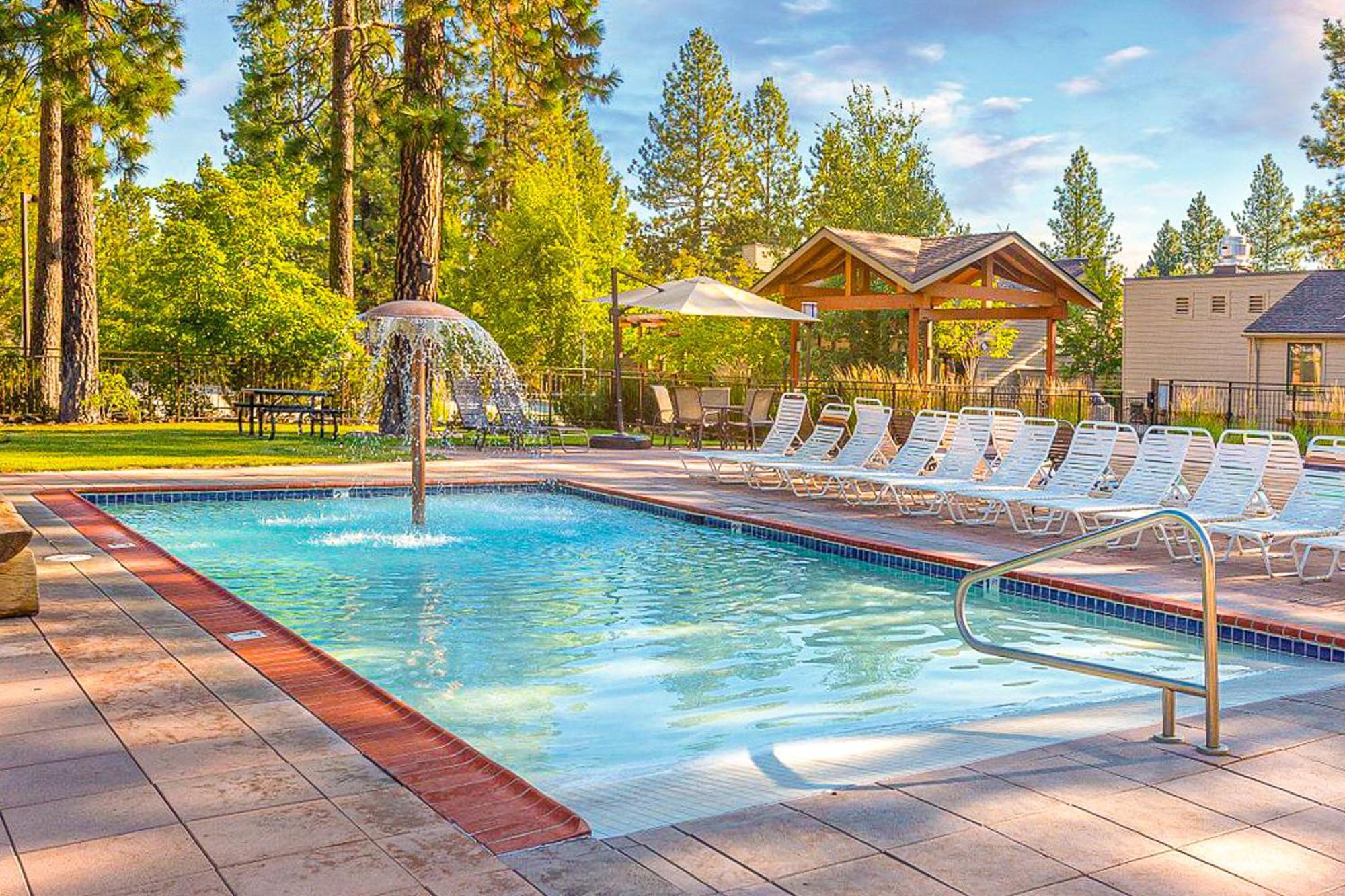 Seventh Mountain Villa Bend Kamer foto